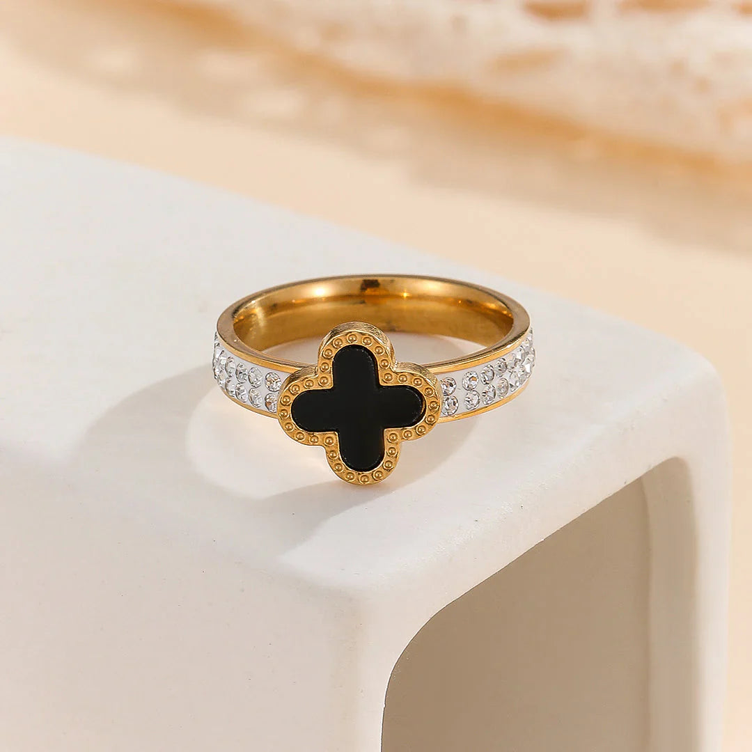 Beaded clover Ring