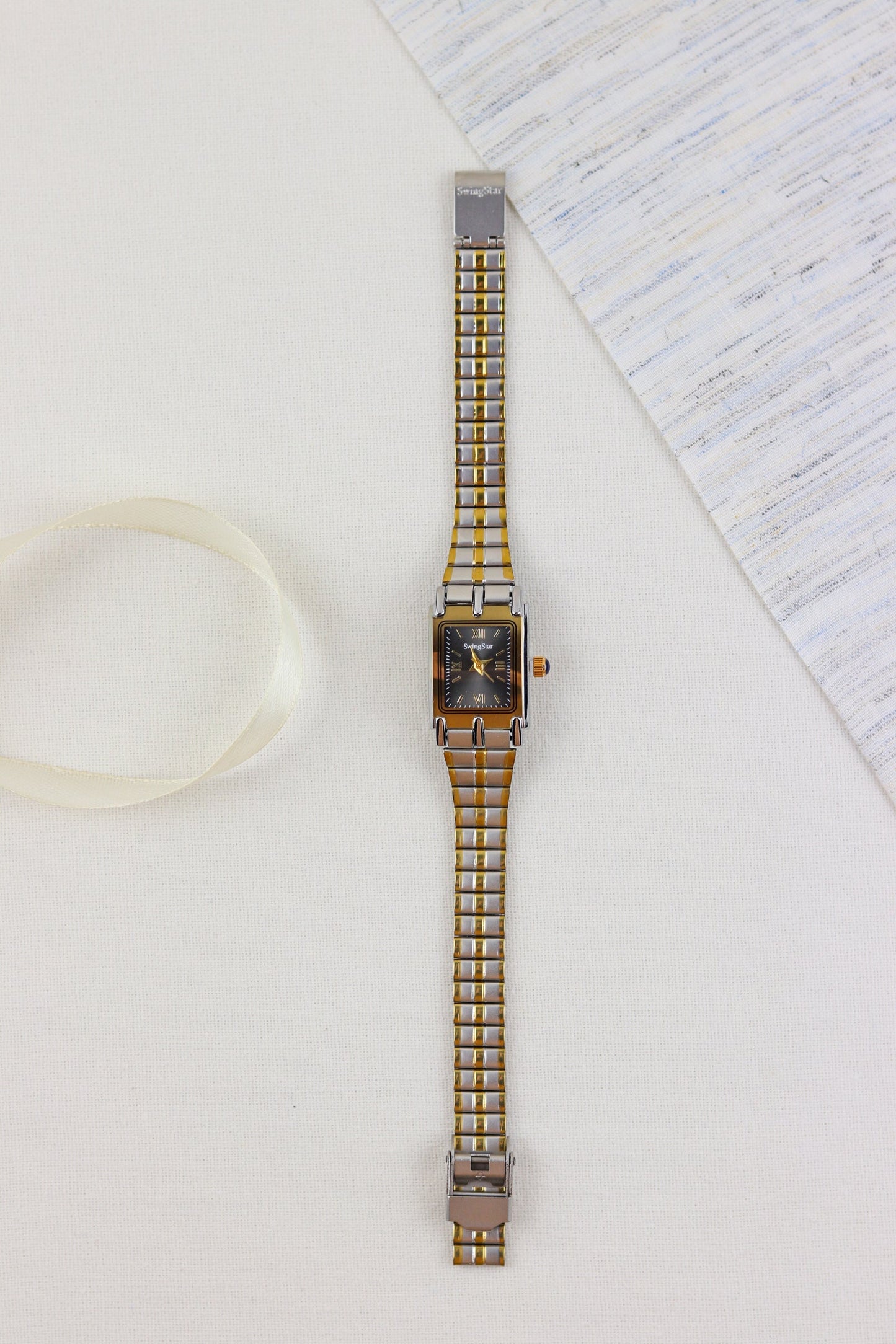 SwingStar Classic Women Watch