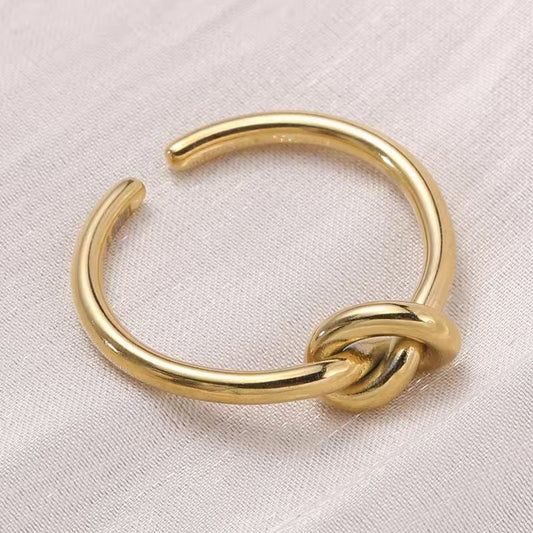 Heart Knot Ring