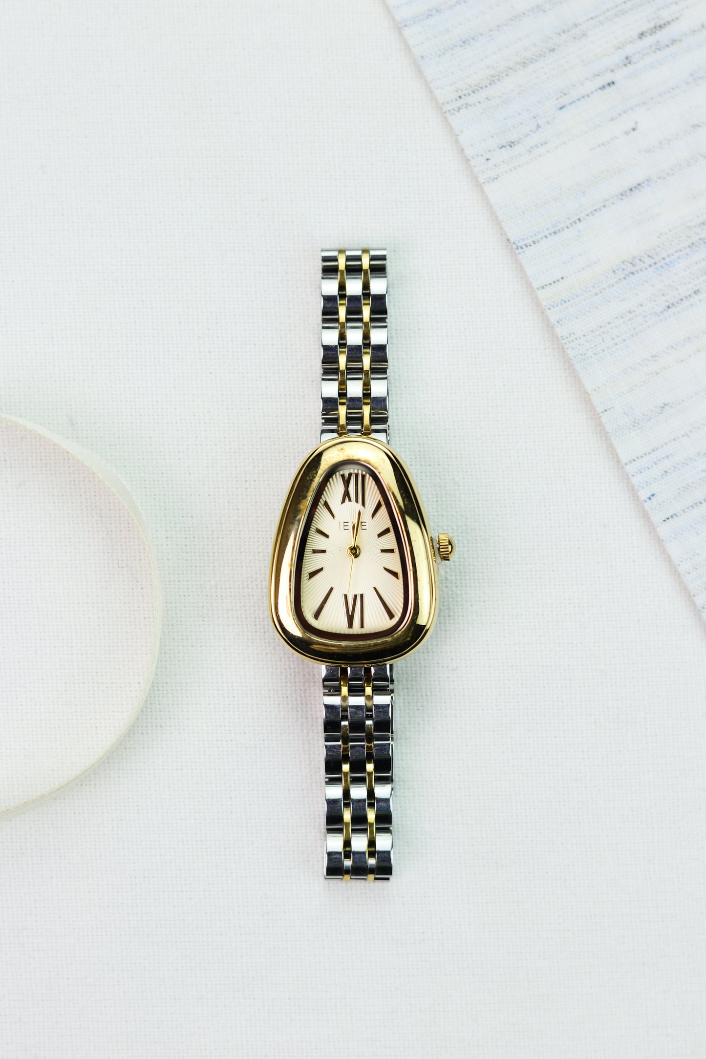 IEKI Aura Tri-Tone Women Watch