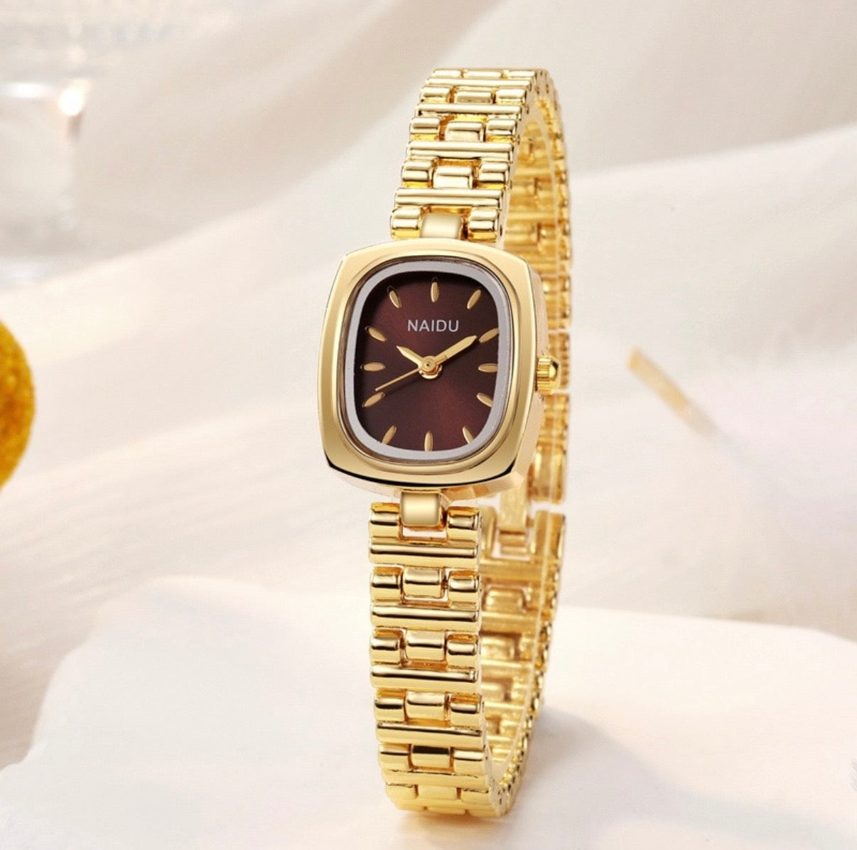 Naidu Hour Women Watch