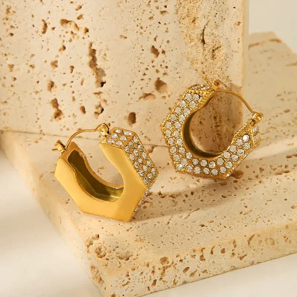 U Geometric Chunky Hoops