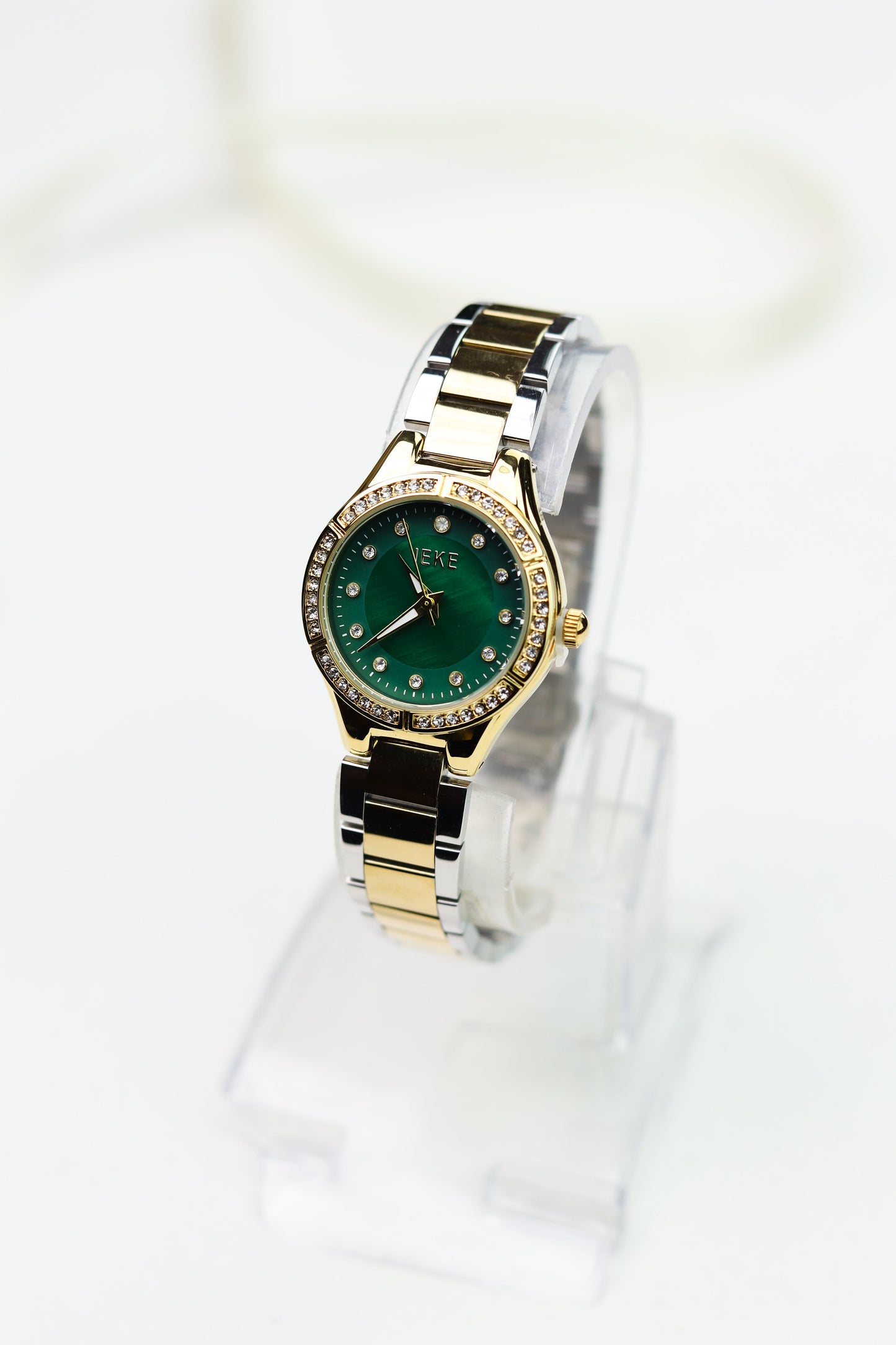 IEKI Green Opulence Women Watch