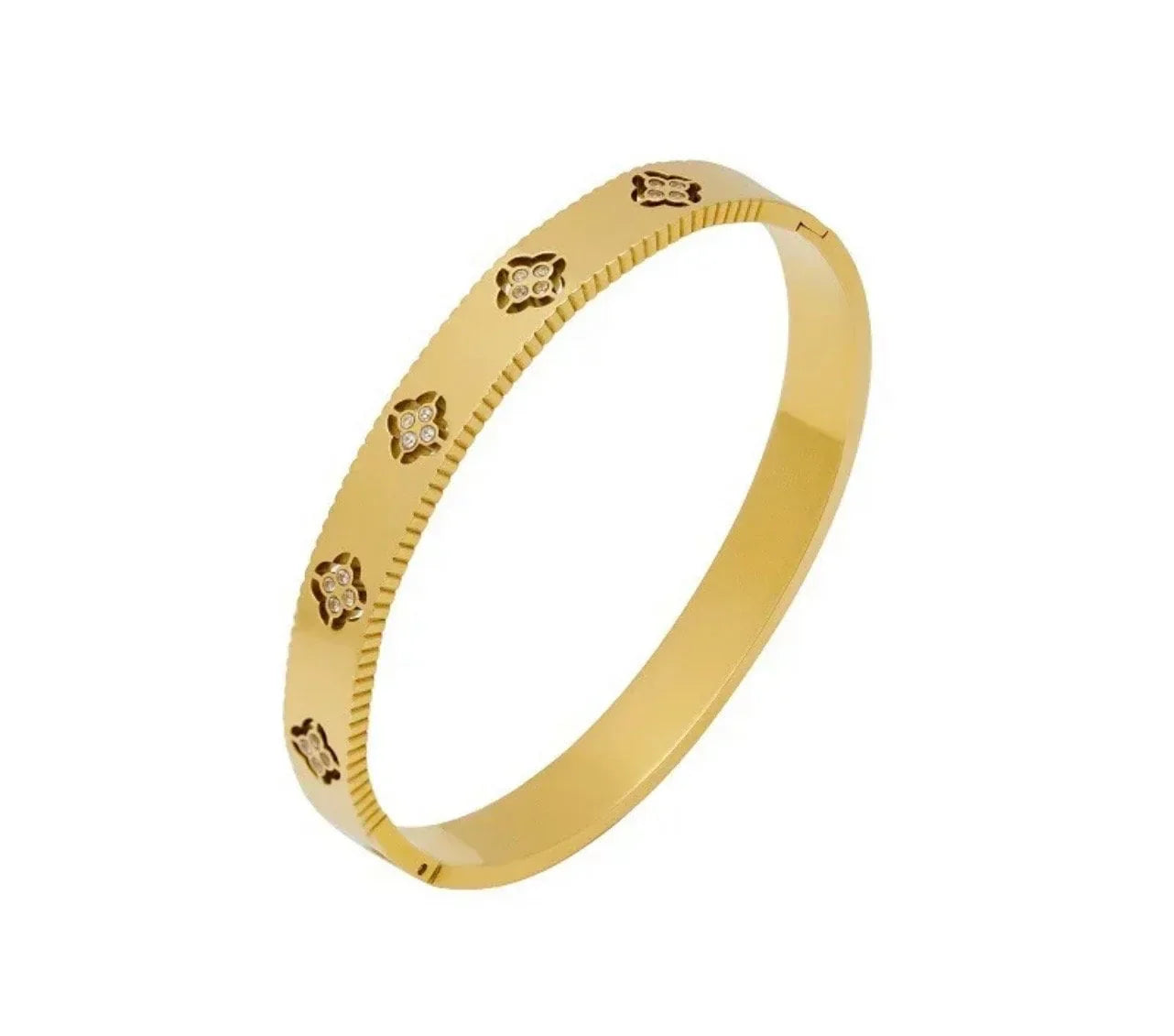 Hollow Four Leaf Clover Rhinestone Bangle