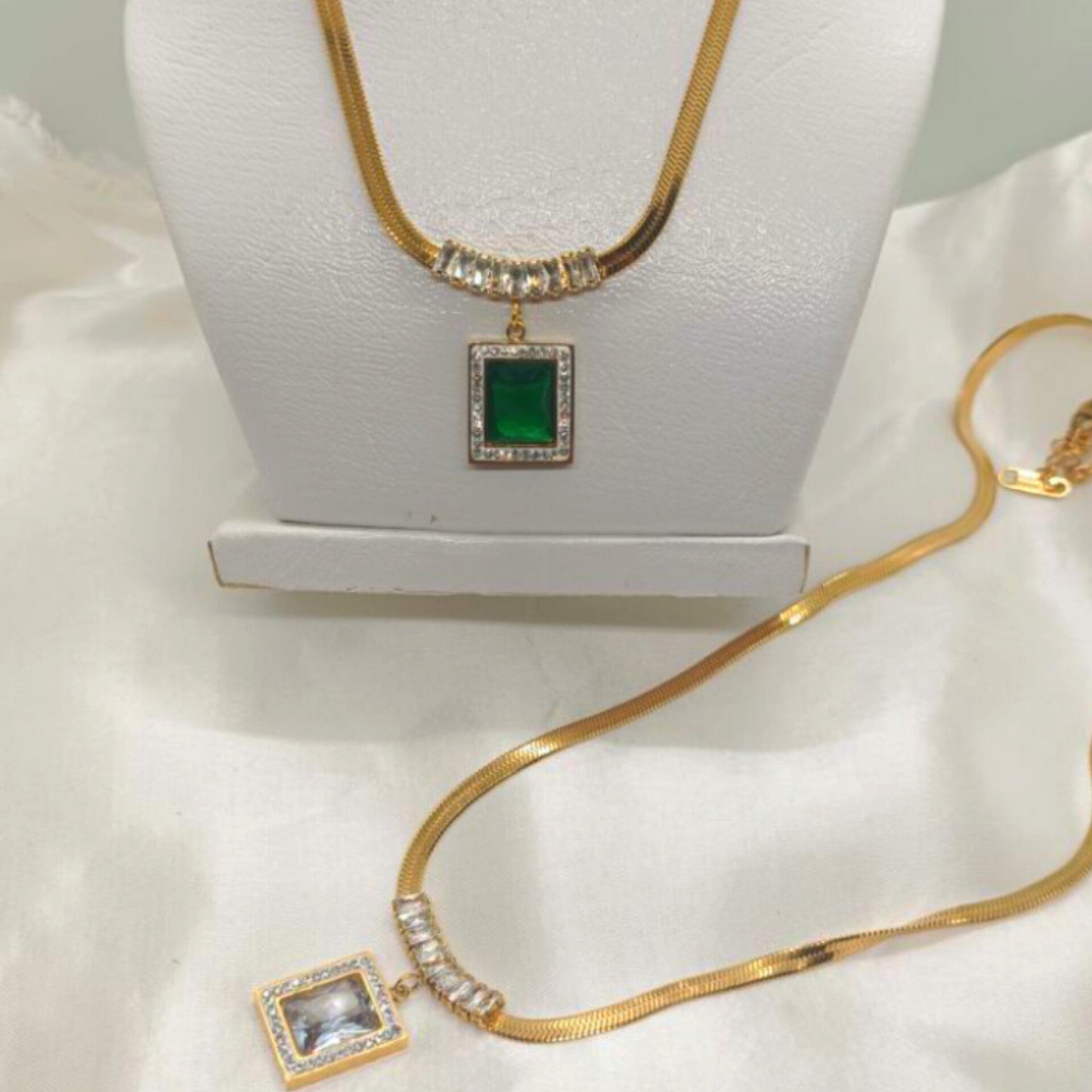 Vien Square Zircon Pendant Necklace