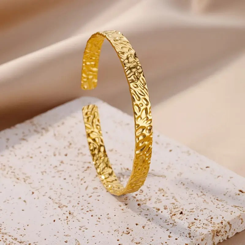Delicate Hammered Texture Cuff Bracelet