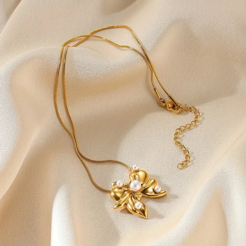 Faux Pearl Butterfly Necklace