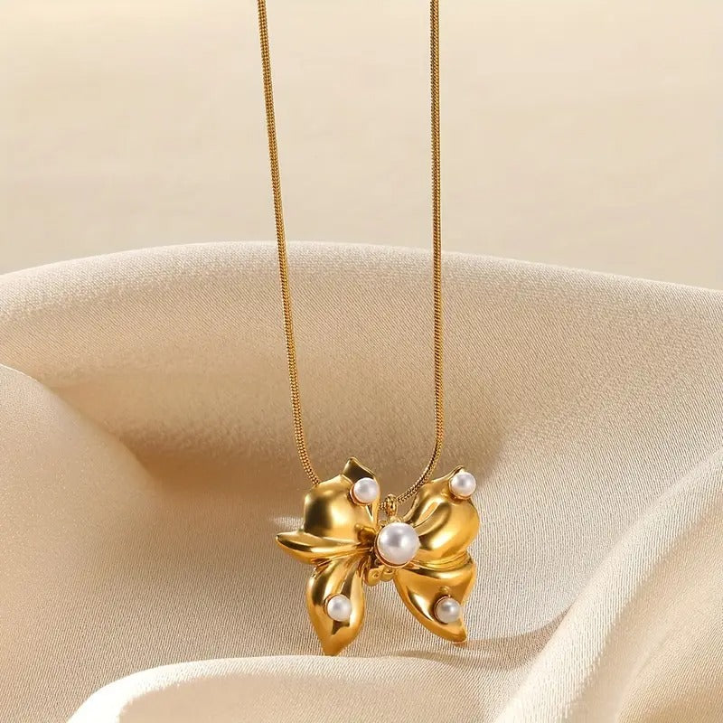 Faux Pearl Butterfly Necklace